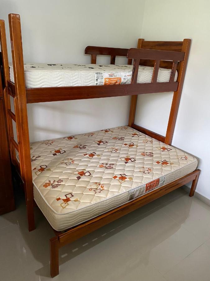Casa Bem Espacosa Com Piscina, Campo De Futebol E Area Gourmet A Um Quarteirao Da Lagoa De Praia Seca Araruama Ngoại thất bức ảnh